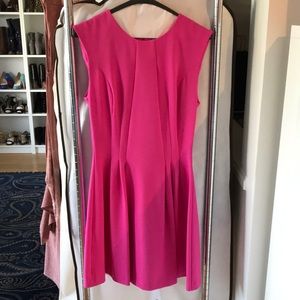 United Colours of Benetton fuschia pintucked hourglass dress